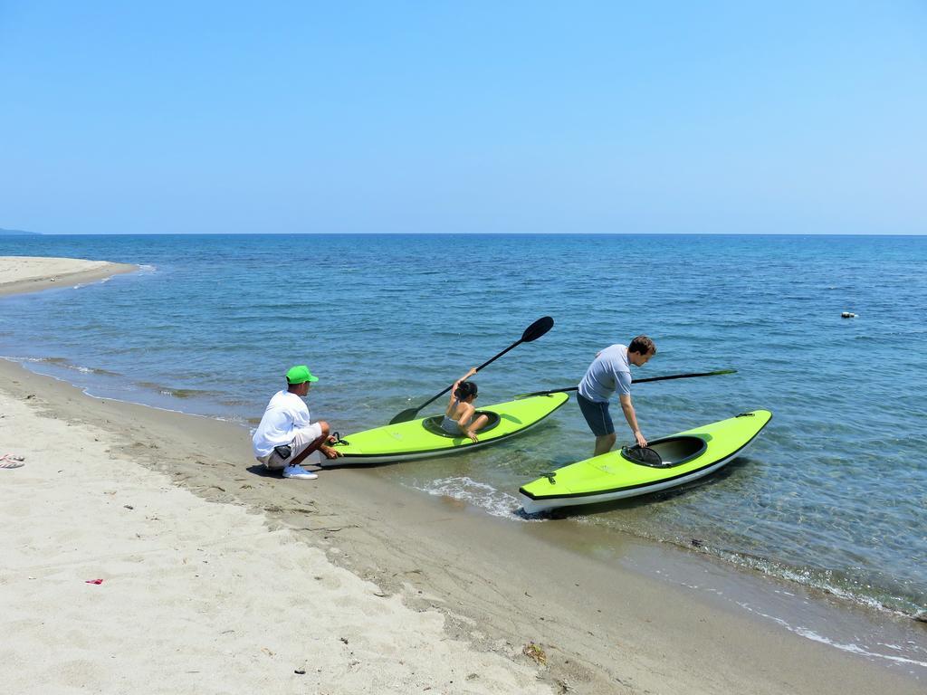 カヴズ ビーチ リゾート Zamboanguita エクステリア 写真